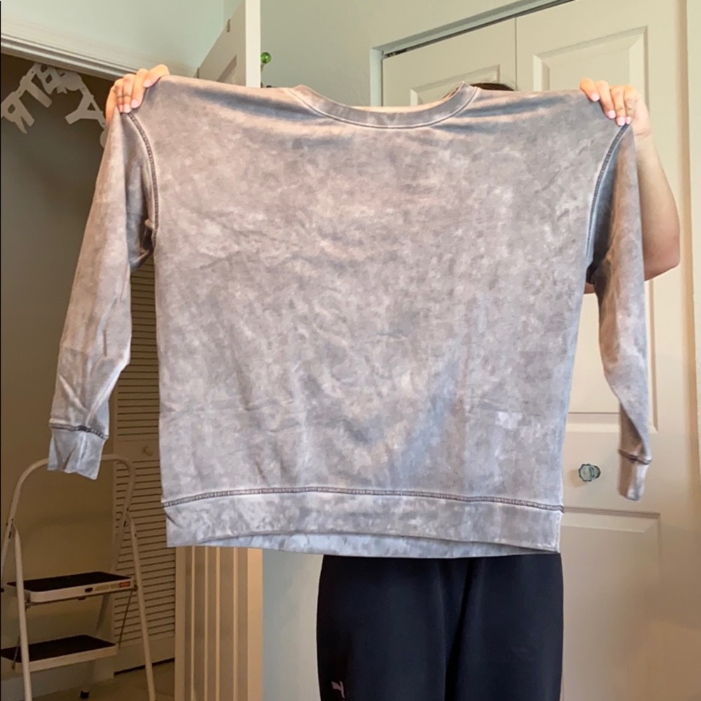 American Eagle grey washed long sleeve
